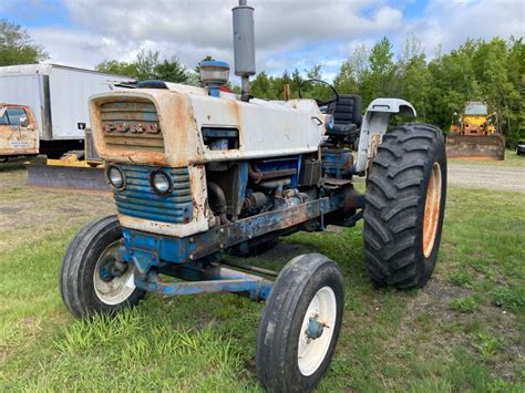 1964 Ford 6000 Tractor - ContentStudio Blog