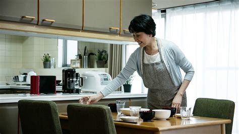 Une épouse Japonaise Fait Sept Fois Plus De Tâches Ménagères Que Son