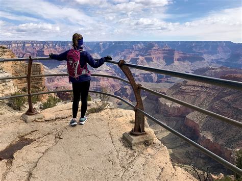 Trailview Overlook On Hermit Road In Grand Canyon National Park