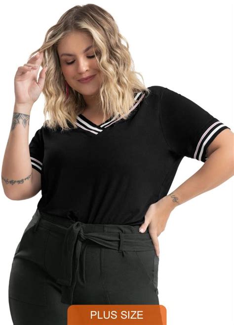 Blusa Plus Size Gola Retilínea Preto Secret Glam