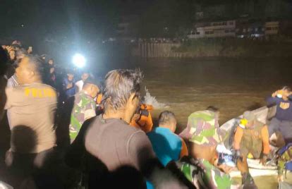 Dua Pelajar SMA Negeri 1 Rengat Yang Tenggelam Di Sungai Indragiri