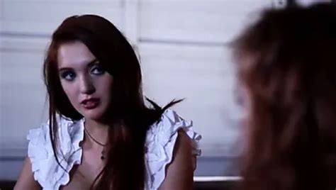 Free Woman Seduces Porn Videos XHamster