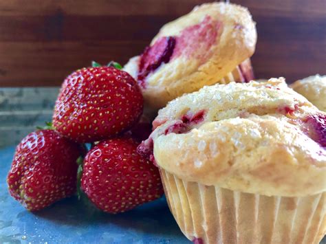 Strawberry Cream Cheese Muffins ⋆ That Which Nourishes