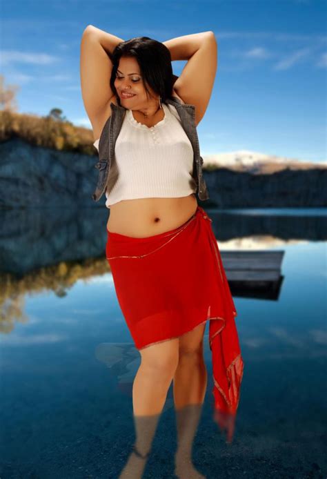 Minu Kurian Hot Picture Collection Girlz Around The World
