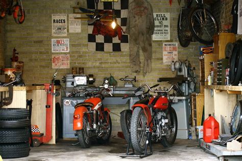 Pin By Billy Ledbetter On Garage ☐ Heaven Man Garage Motorcycle