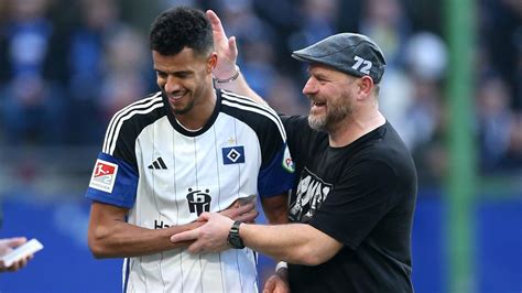 Baumgart freut sich über gelungene HSV Premiere gegen Elversberg