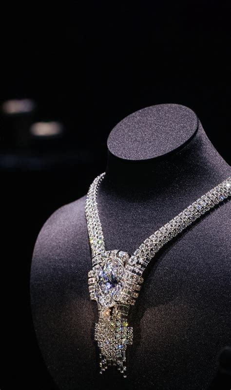 Pictures Of Worlds Most Expensive Necklaces And Their Cost