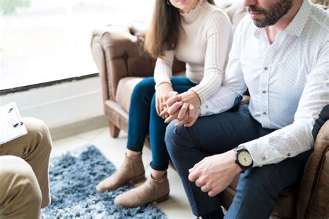 3 Ways A Relationship Therapist Can Help Your Marriage Sevn Therapy Co