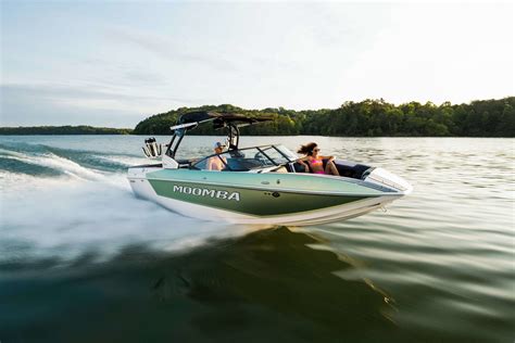 Moomba High Performance Wake And Ski Boats