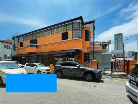 COMMERCIAL 2 STOREY SEMI D 6 400 SQFT WELL MAINTAINED FACING MAIN ROAD