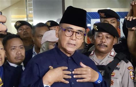 Rekening Panji Gumilang Penggelapan Dana Dan Pencaplokan Lahan