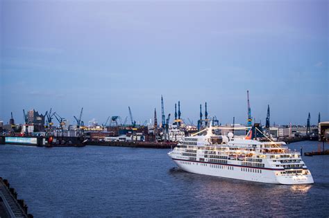 Transatlantik Mit Stil MS EUROPA Eine Gala Fahrt Nach Hamburg