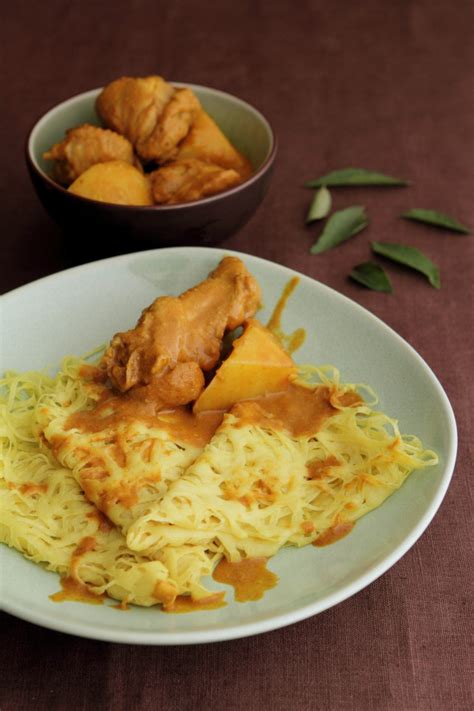 roti jala  chicken curry kuali