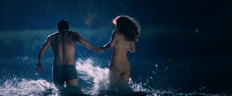 Nude Video Celebs Rachel McAdams Sexy The Wow 2012