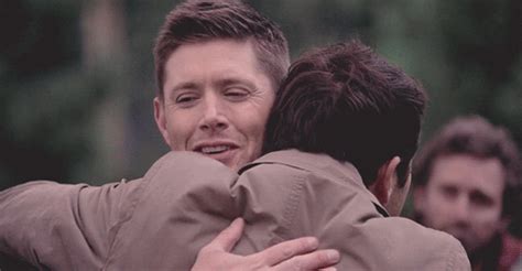 Dean Castiel Hug 