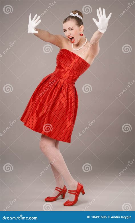 Belle Jeune Femme Pin Vers Le Haut Photo Stock Image Du Ethnicité