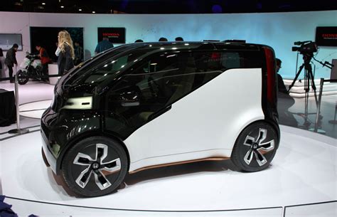 Honda Previews Emotion Engine In Neuv Concept Driving