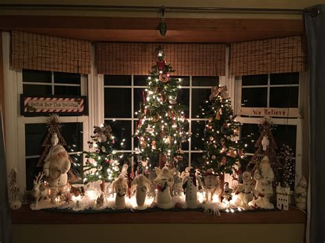 How To Decorate My Bay Window For Christmas | Psoriasisguru.com