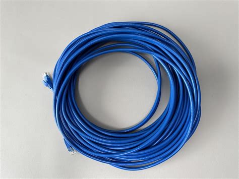 Yahooオークション 超美品 エレコム Lanケーブル Cat6a 20m 爪折れ