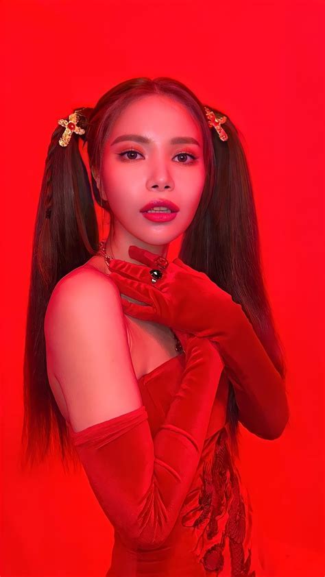 Solar Mamamoo K Wallpaper Red Aesthetic Live Action Mini Albums