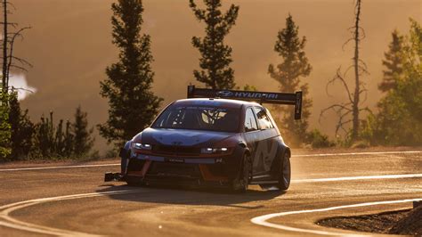 Dani Sordo E Hyundai Conquistan Pikes Peak