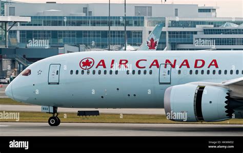 Air Canada Plane Boeing Dreamliner Wide Body Jet Airliner Lands