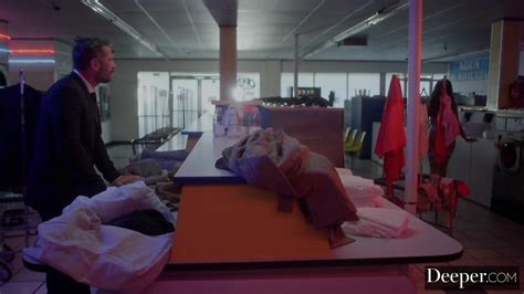 Deeper Gorgeous Milf Penny Seduces Stranger In Public Penny Barber