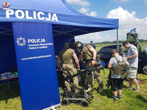 KWP Policjanci na Lotniczym Dniu Dziecka Aktualności KMP Lublin