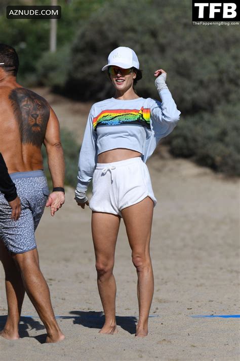 Alessandra Ambrosio Sexy Seen Flaunting Her Hot Figure In Shorts Playing Beach Volleyball In