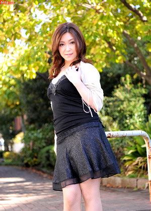 JapaneseBeauties Riho Kobayashi Jav Model Free JavIdol Nude Picture