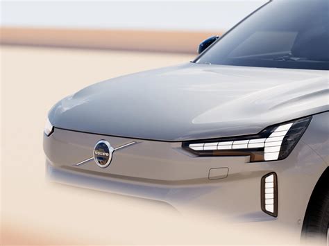 Volvo EX90 | Helt elektrisk SUV med 7 säten | Volvo Cars