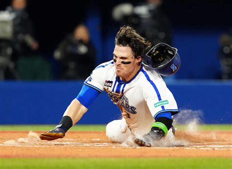 Denaオースティン、ヤクルト山田哲人ら登録 オリックス頓宮裕真ら抹消／17日公示 プロ野球公示写真ニュース 日刊スポーツ