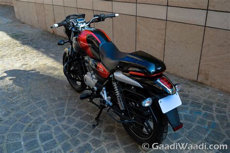 Bajaj V15 (Vikrant 15) Price, Specs, Review, Features, Pics