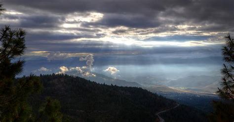 God Rays Over Washoe Valley From Mt Rose Highway 520 Oc Imgur