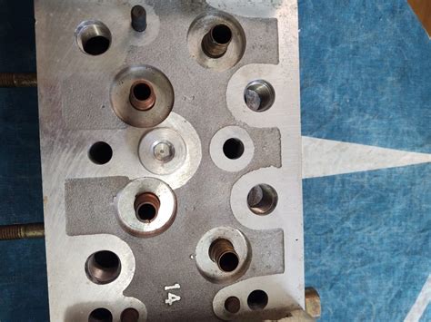 Mercedes M180 Cylinder Head 1080102120 1800163001 Nos Hmc Mercedes