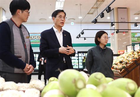 한훈 농식품부 차관 농축산물 가격 안정 최선