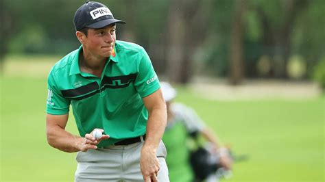 Viktor Hovland just won the Mayakoba Golf Classic with this walk-off birdie