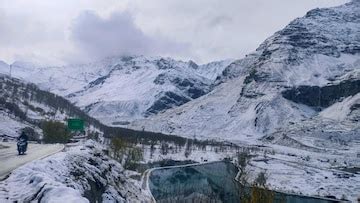 Let it snow, let it snow: Tourists throng Himachal as fresh snowfall brings wintry weather ...