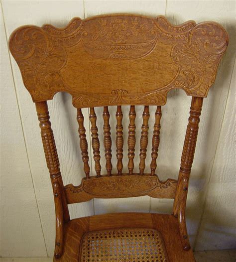 Set Of 6 Oak Press Back Spindle Back Chairs Doug Schmitt Antiques