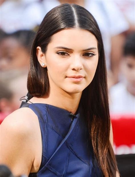 Kendall Jenners Hairstyles And Haircuts For 2018 Best 20 Long Hair