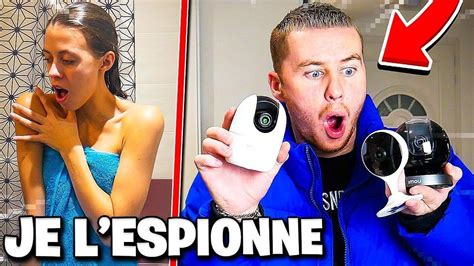 Jespionne Ma Copine Sous La Douche Avec Une CamÉra De Surveillance Youtube