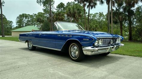 Pertly restored 1961 Buick Electra 225 Convertible @ Convertibles for sale