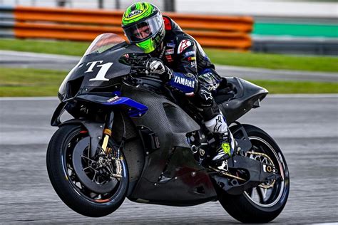 Motogp Primo Giorno Dei Test Di Sepang Yamaha Prima Con Cal