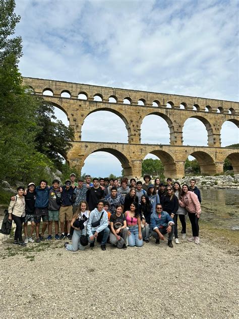 Gira 2023 Recorrido Pont du Gard Recorrido por Kayak Lycée Claude Gay OSORNO Colegio