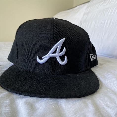 Atlanta Braves Snapback New Era Authentic Size 7 Depop