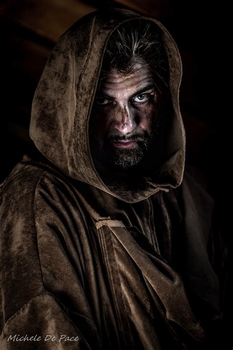 Dramatic Portrait | JuzaPhoto