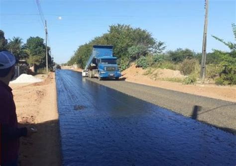 Prefeito Inaugura Mais Um Trecho De 5 Km De Asfalto No Maior Bairro De