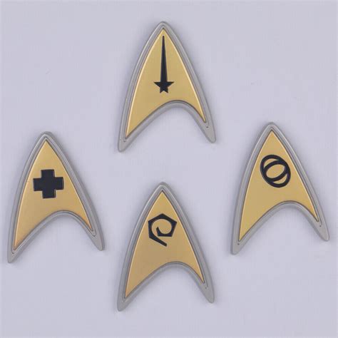 US 14 99 Star Trek Strange Worlds Magnet Badges Commander Engineer