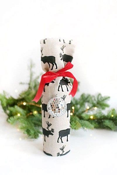 Fun Ways To Spruce Up Your Christmas Wrapping Wine Ts Diy Wine