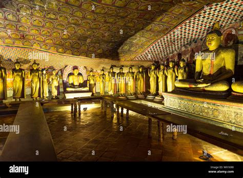 La Cueva De Dambulla Templo Es El Mejor Conservado Y M S Grande Cueva